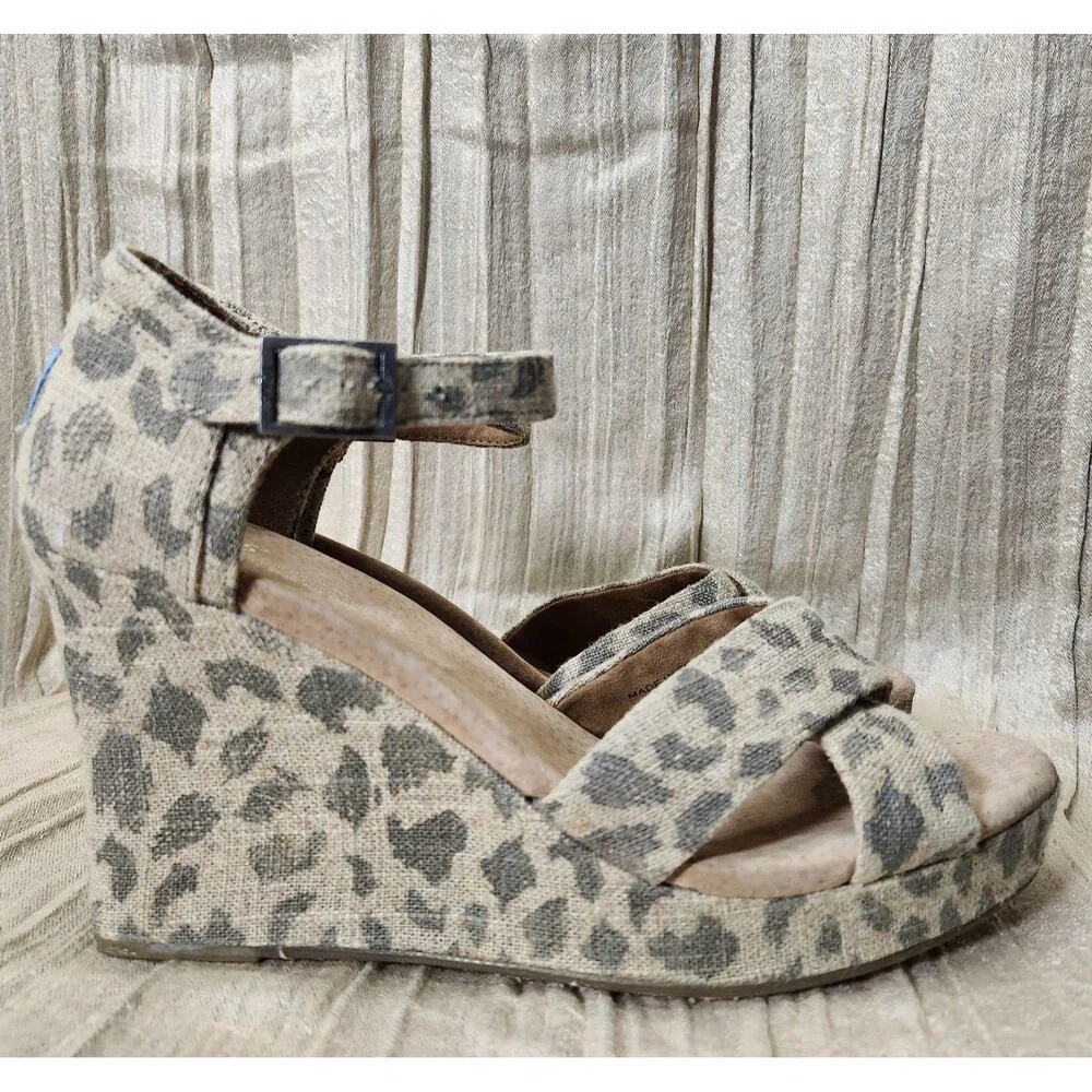 TOMS Leopard Cheetah Print Crisscross Ankle Strap Wedges Sandals 10
